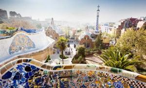 Park-Guell-in-Barcelona-007